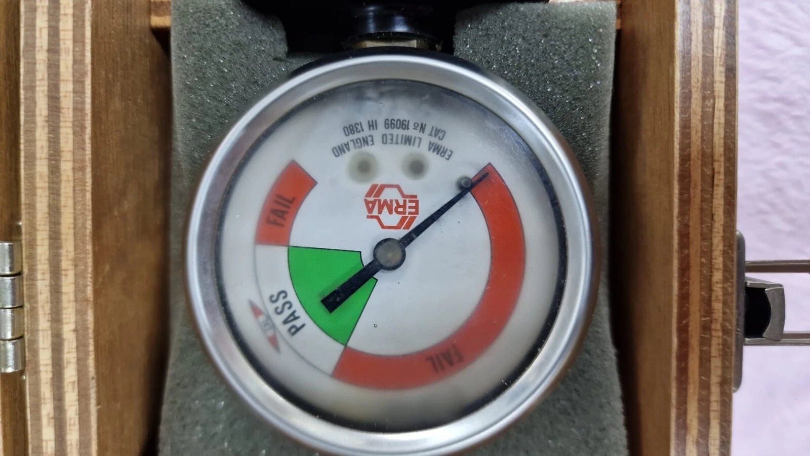 RAF Aircraft Test Gauge Kit Erma Ltd with box - Vintage Collectible